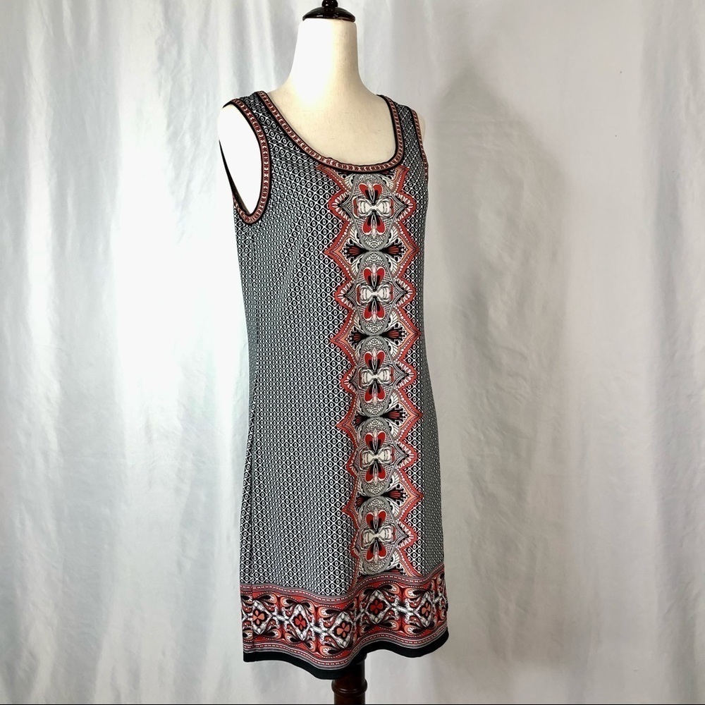 Max Studio sleeveless shift dress keyhole back graphic black white red S